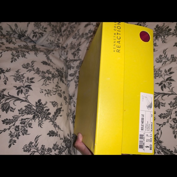 KENNETH COLE Reaction platforms - Picture 10 of 10